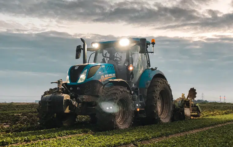 Manejo y mantenimiento de equipos de recolección de productos agrarios