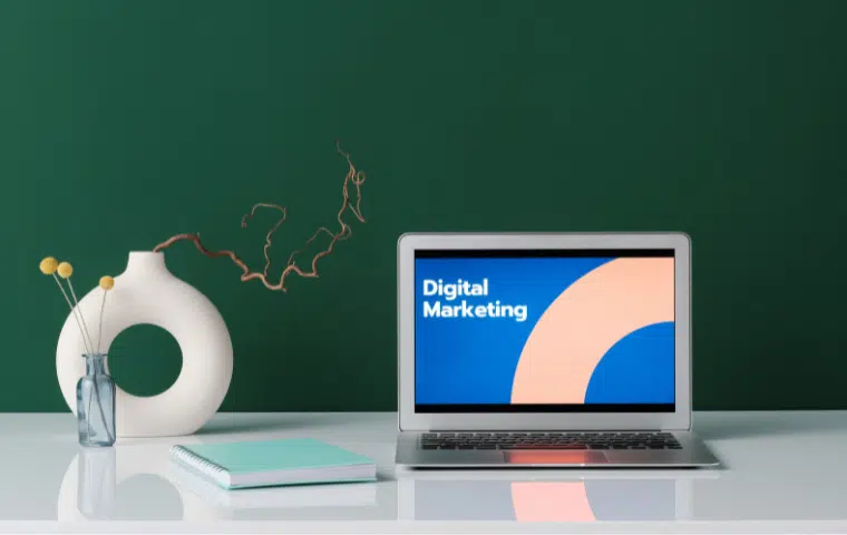 COMM27. Digital Marketing & automation Marketing.