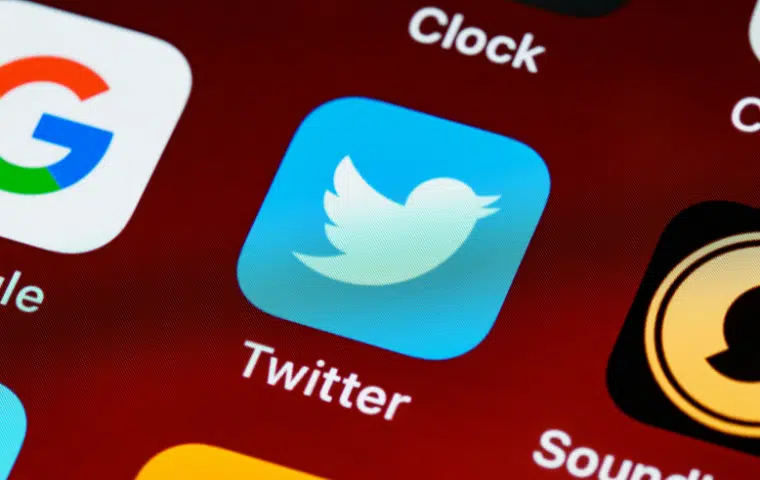 Community Manager : Twitter