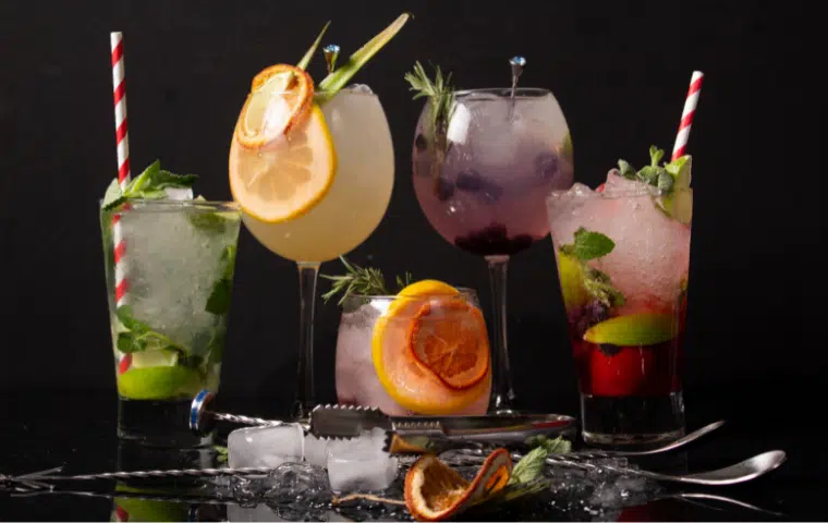 UF0061: Preparación y servicio de bebidas y comidas rápidas en el bar