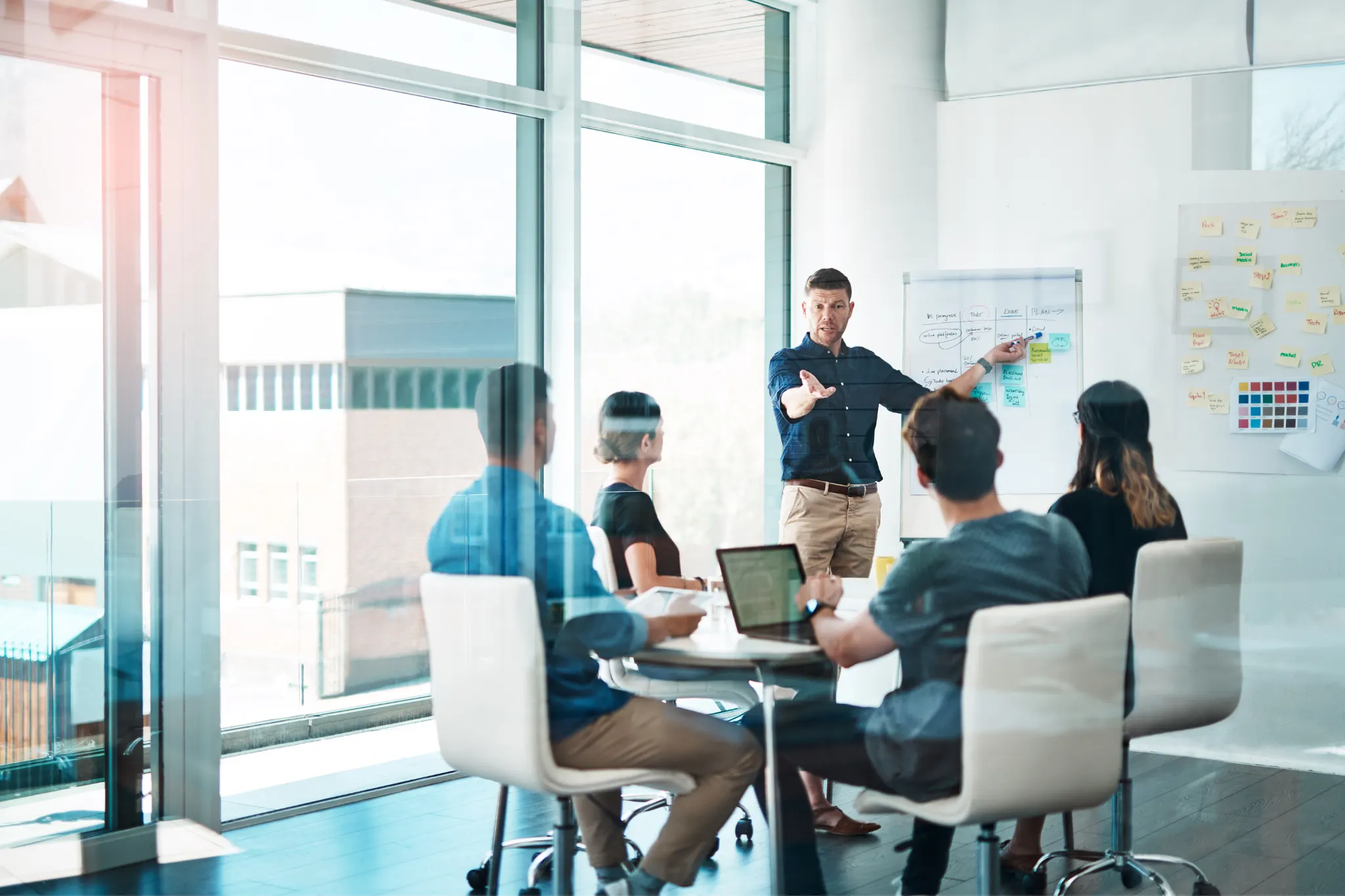 ADGD098PO. Estrategia y comunicación empresarial